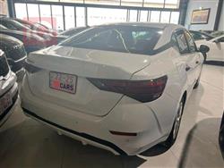 نیسان سێنترا